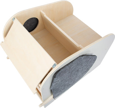 Multifunktionale Holzbox mit Unterteilungen, runden und gebogenen Aussparungen sowie Filzgleitern an den Seiten – die ideale Aufbewahrungslösung oder Spielzeugbox für jedes Kinderzimmer.
