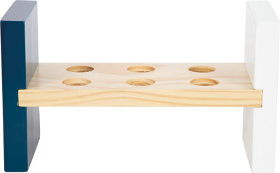 Reagenzglashalter aus Holz mit sechs runden Löchern, blaues Ende links und weißes Ende rechts – ideal für junge Motorik-Künstler zum Erkunden und Entwickeln motorischer Fähigkeiten, ähnlich wie eine Hammer- und Klopfbank.