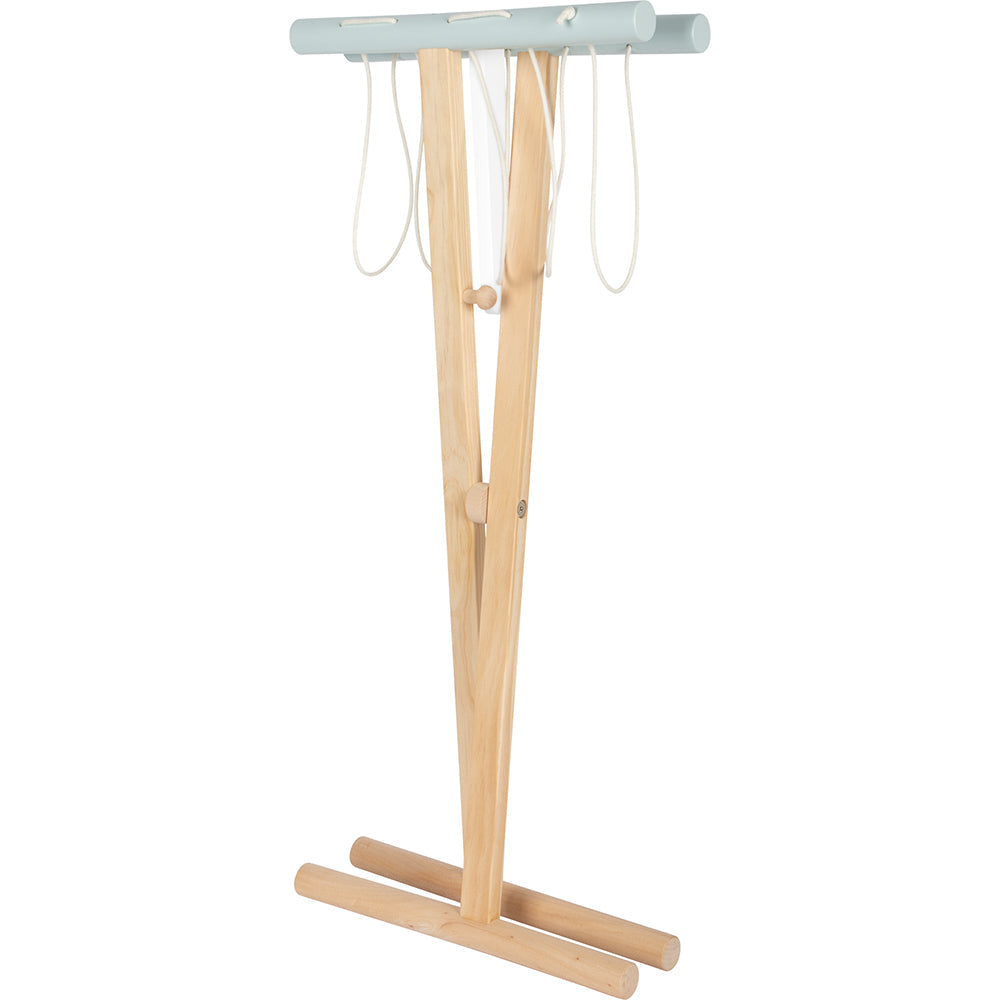 Der Kinder Wäscheständer zusammengeklappt