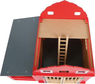 Rote Spielzeugscheune aus Holz, inspiriert von US-amerikanischen Pferdestallungen, mit offenem Dach, Dachbodenleiter und zwei Scheunentüren vorne – perfekt als Spielscheune für fantasievolles Spielen.