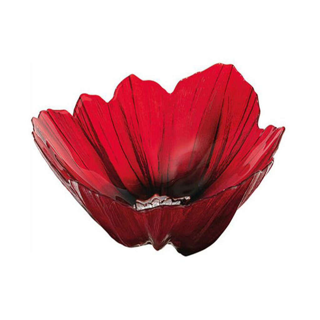 Die Glasschale "Mohnblüte" besticht durch rotes Glas mit blütenblattartigen Rändern und dezenten schwarzen Akzenten. Ihre glänzende Oberfläche unterstreicht die Eleganz auf weißem Hintergrund und macht sie zum idealen Mittelpunkt jeder Dekoration. Durchmesser: 19,5 cm.