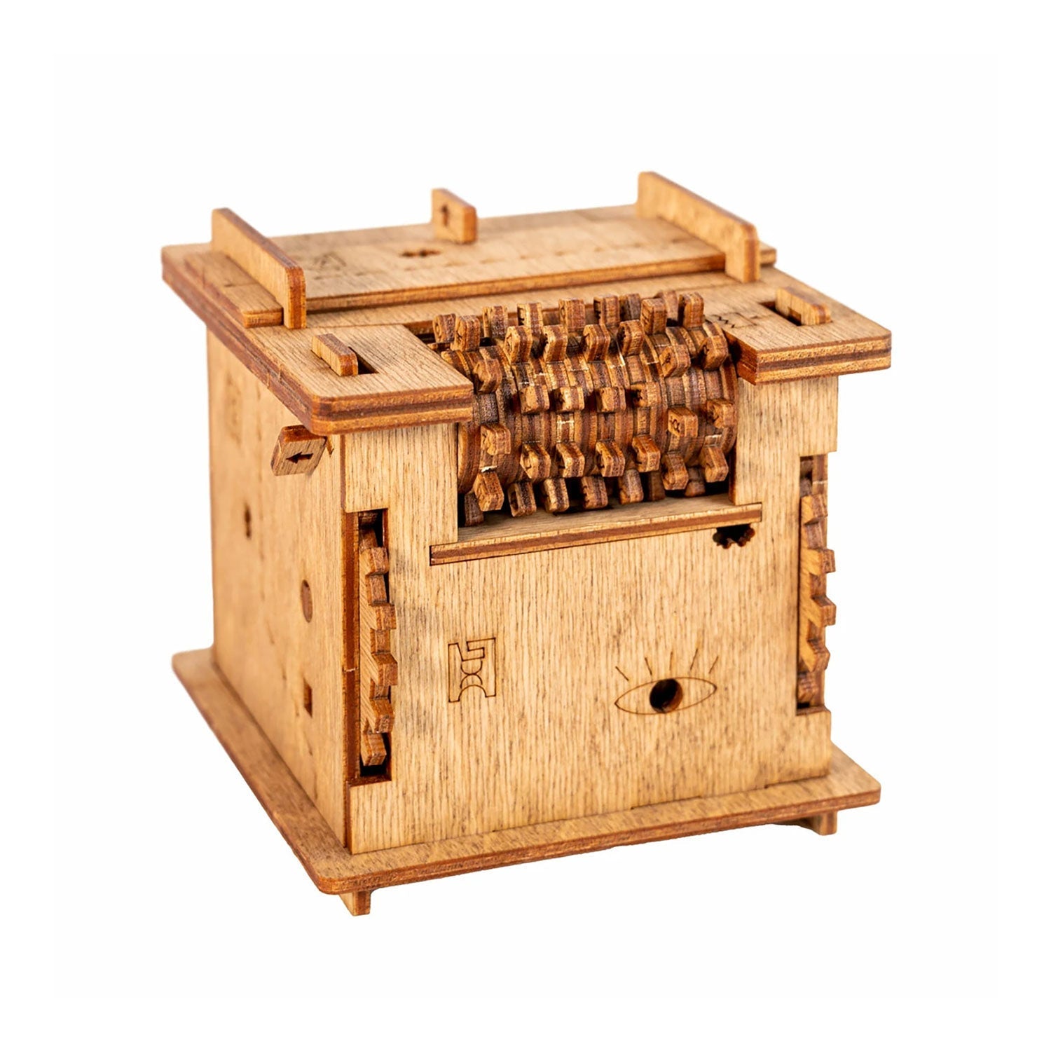 Die Rätselbox „Schrödingers Katze“ ist ein kleines Holzpuzzle mit ineinandergreifenden Zahnrädern und einem Schiebepaneel-Design. Es besticht durch filigrane Laserschnittmuster und ein Augensymbol auf der Vorderseite – perfekt für Escape-Room-Fans, die eine Herausforderung suchen. Die handwerkliche Verarbeitung sorgt für einen mechanischen Reiz.