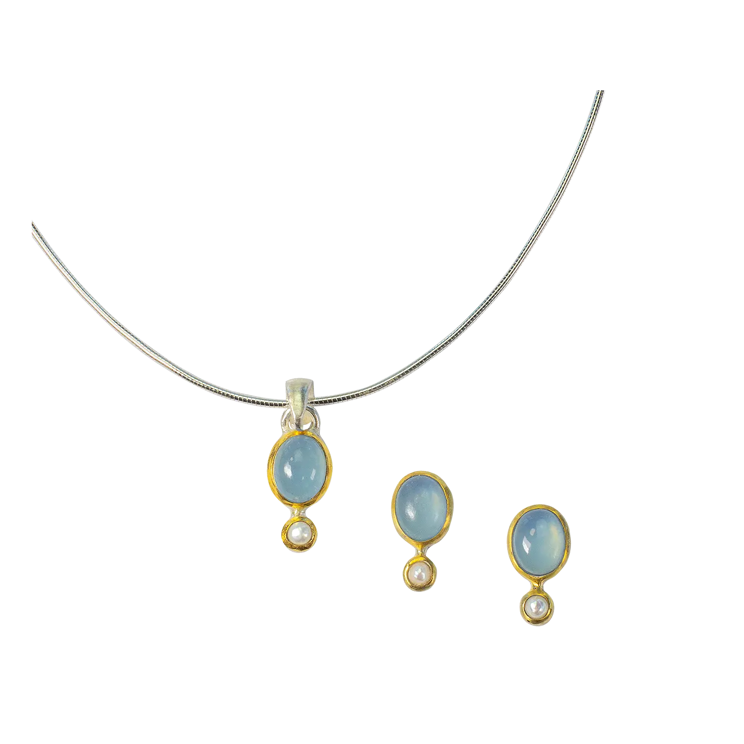 Schmuckset "Estelle": Silberne Halskette und Ohrringe mit blauen Steinen.