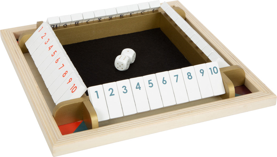 Hölzernes Klappenspiel „Shut the Box“ mit nummerierten Spielsteinen und zwei weißen Würfeln in der Mitte – ein klassisches Würfelspiel, perfekt für jeden Gesellschaftsspielabend.