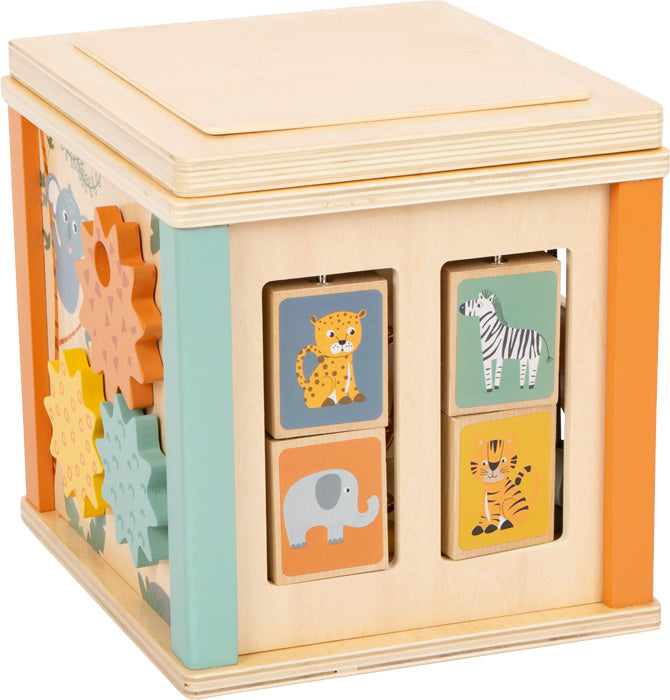 Motorikwürfel aus Holz mit Safari-Tieren, bunten Zahnrädern und Drehblöcken fördern die Feinmotorik – zeigt Cheetah, Zebra, Elefant und Tiger.