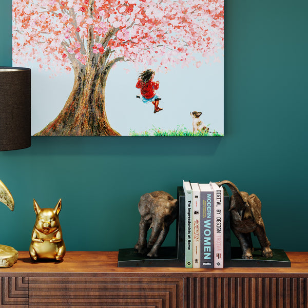 Buchstütze Elephants (2/Set) auf einer Kommode platziert