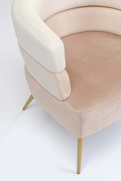 Sessel Sandwich Creme Nahaufnahme