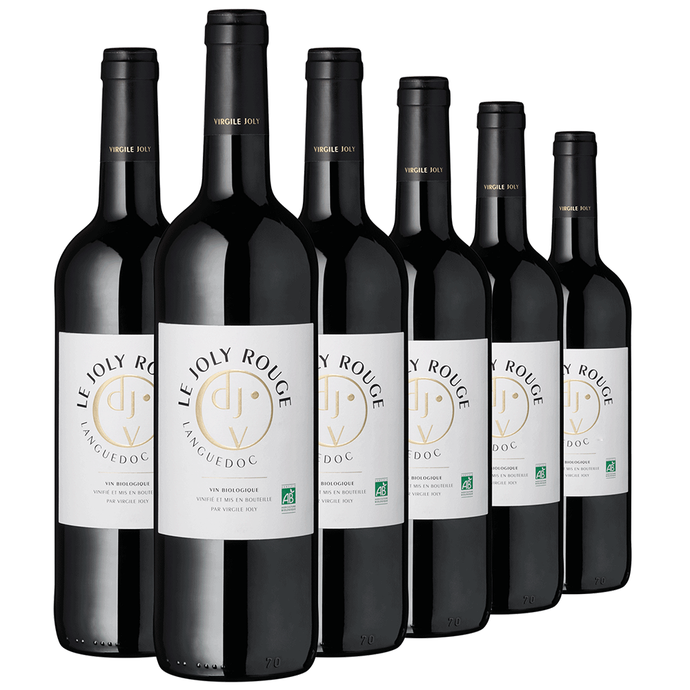Sechs Flaschen Le Joly Rouge mit edlen weißen Etiketten in einer Reihe angeordnet – ideal als Degustationspaket Sommer.
