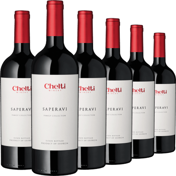 Sechs Flaschen des Rotweins Saperavi