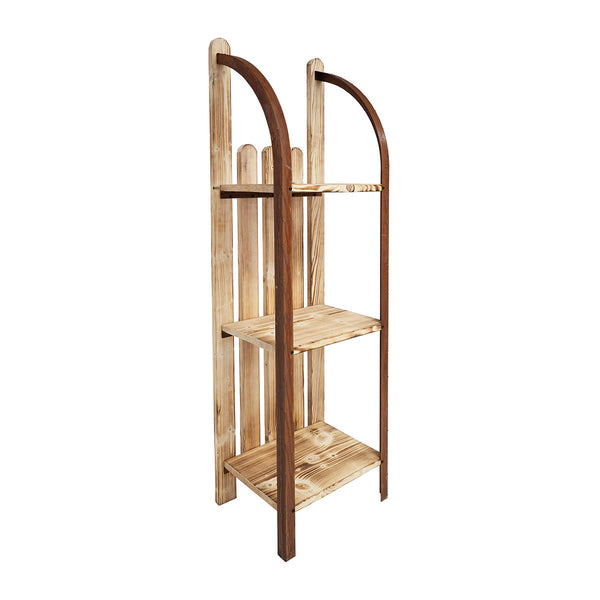 Ein hohes  offenes Regal aus Holz mit zwei geschwungenen Seitenteilen und drei Regalböden.
