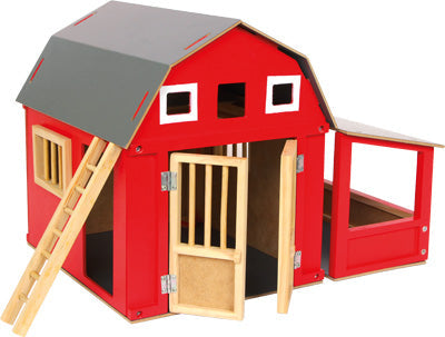 Rote Spielzeugscheune aus Holz, inspiriert von US-amerikanischen Pferdestallungen, mit einer Leiter, offenen Türen, Fenstern und einem angeschlossenen Seitenpferch auf der rechten Seite.