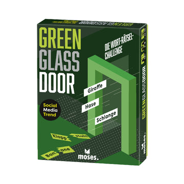 Eine grüne Glastür-Spielbox mit offener Tür und Tiernamen wie Giraffe, Hase und Schlange lädt Sie in ein virales Phänomen voller Rätselabenteuer ein.