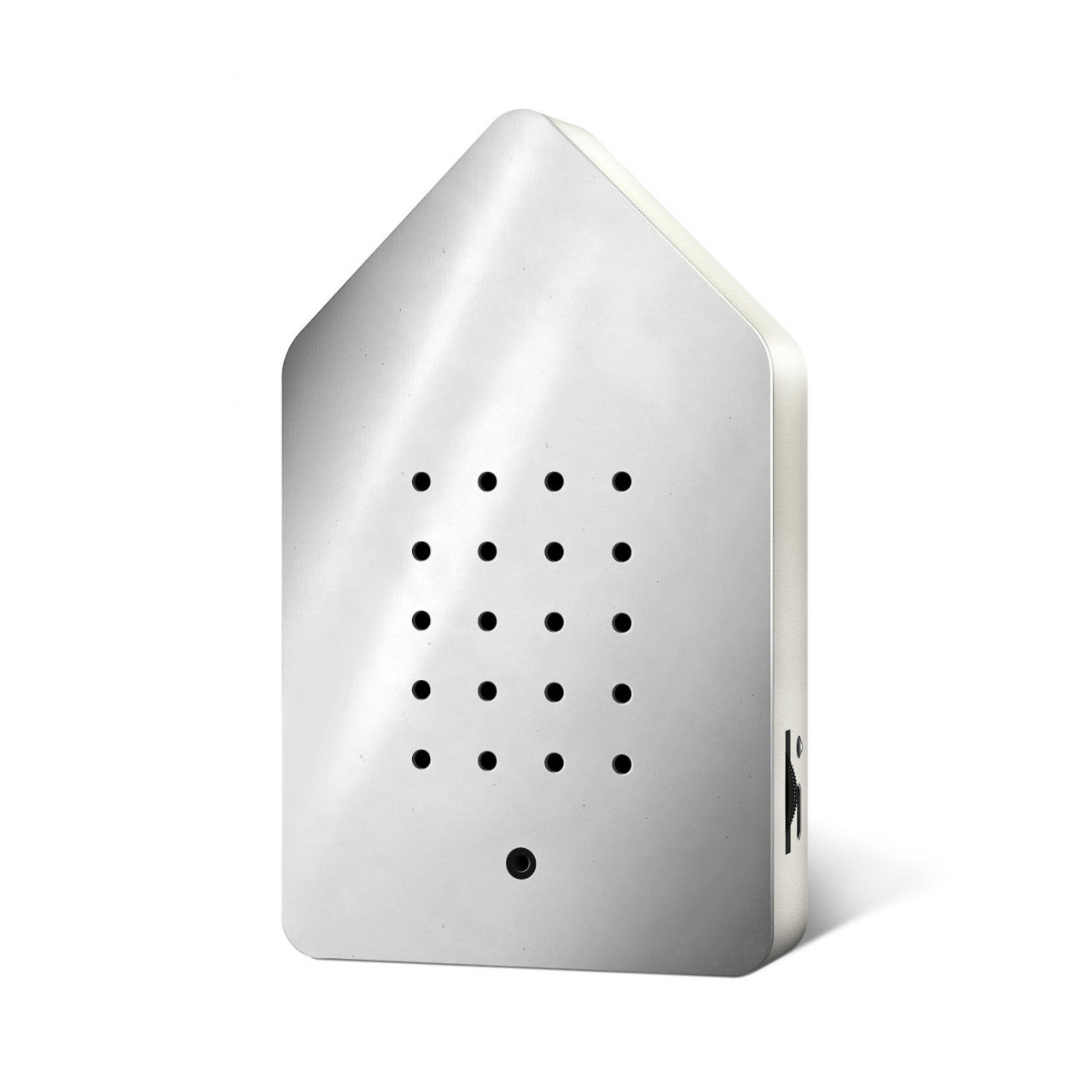 Die Birdybox ist ein kleines, hausförmiges silbernes Gerät mit runden Löchern auf der Vorderseite und einem Katzensymbol an der Seite. Sie erfüllt Ihren Raum mit einem entspannenden Vogelkonzert für pure Entspannung.