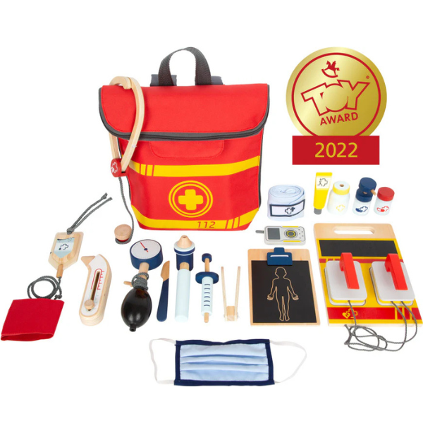 Spielzeug-Arztkoffer mit medizinischen Instrumenten, Tasche, Mundschutz und Toy Award 2022-Anstecker – perfekt für das Arzt-Patienten-Rollenspiel oder als Notarzt-Spielset für fantasievolles Spielen.