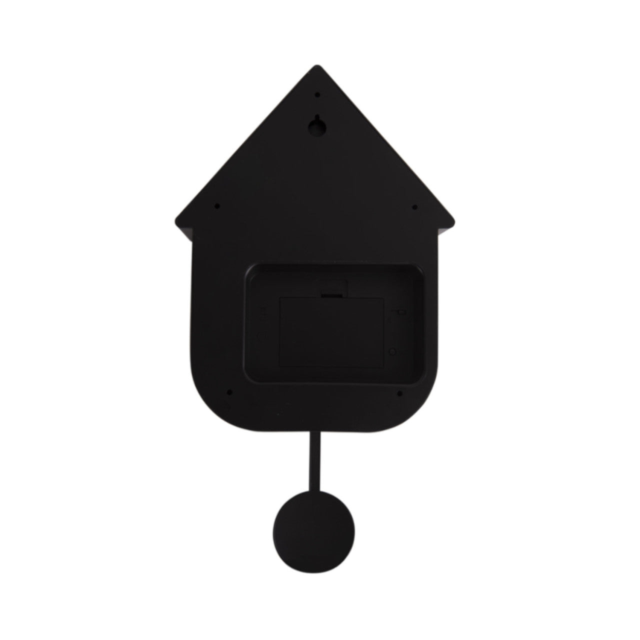 Rückansicht einer schwarzen Wanduhr in Hausform mit sichtbarem Batteriefach und hängendem Pendel, die den minimalistischen Design-Uhr-Stil zur Schau stellt.