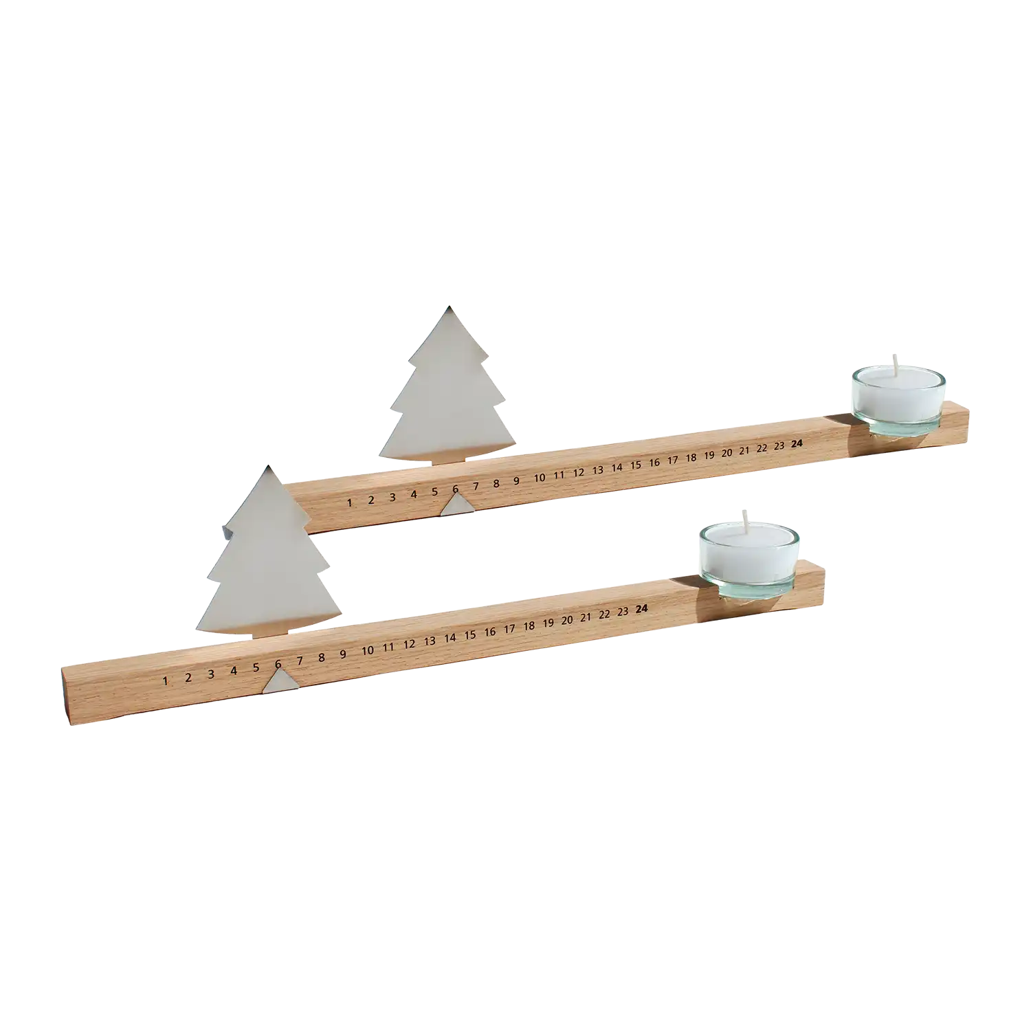 Adventsleiste aus Eiche mit Zahlen und Metall-Baumdeko, nachhaltig gefertigt.