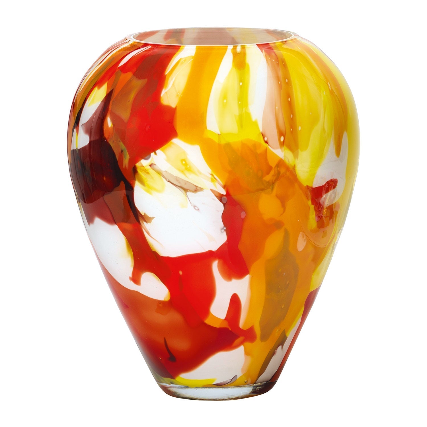 Das Glasvase- und -schalen-Set „Amarillo“ unterstreicht die außergewöhnliche Handwerkskunst von Glashütte Loranto mit einem glatten, abgerundeten Design und einem abstrakten Muster aus wirbelndem Rot, Orange und Gelb auf Weiß.