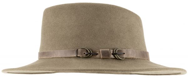 Hellbrauner Filzhut mit breiter Krempe aus Wollfilz, mit Lederband und Metallschnallendetail um die Krone.