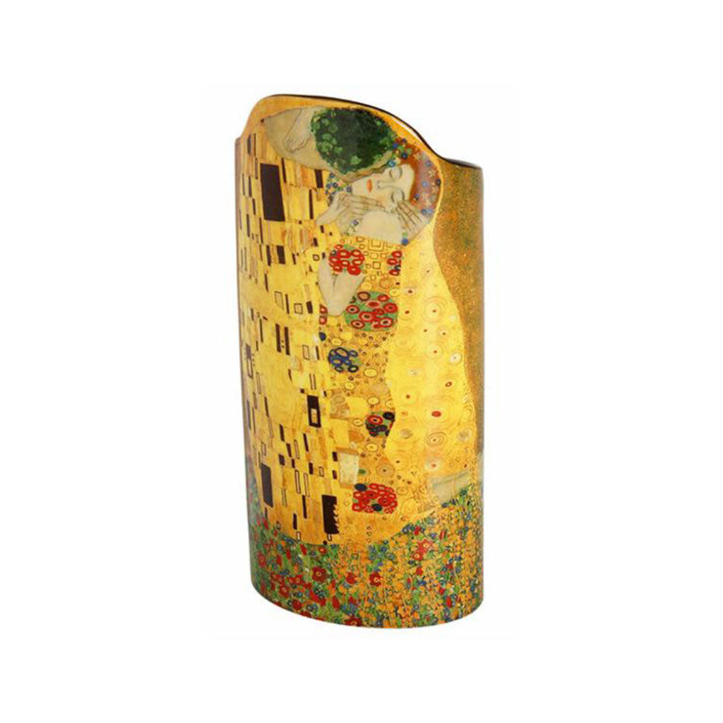Die Porzellanvase „Der Kuss“ verkörpert den Wiener Jugendstil mit ihrer Darstellung von Gustav Klimts Werk. Sie zeigt ein Paar inmitten von Goldtönen und abstrakten Blumenmustern und hat eine glatte, geschwungene Oberfläche.
