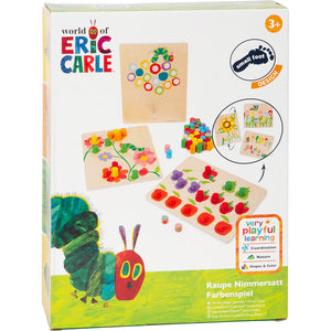 Schachtel mit farbenfrohem Farbsortierspiel mit Raupenmotiv von Eric Carle mit Holzbrettern, Stiften und Fruchtformen zum Erkennen von Farben und zum Trainieren der Feinmotorik.