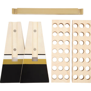 Nicht zusammengebautes Wurfspielset aus Holz in der Gold Edition, einschließlich zwei Rampen und zwei Brettern mit runden Löchern – ein Strategiespiel aus Holz, perfekt für Spaß im Freien.