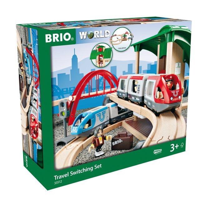 BRIO World 33512 Großes BRIO Bahn Reisezug Set - Eisenbahn mit Bahnhof, Schienen und Figuren - Kleinkinderspielzeug empfohlen ab 3 Jahren - Bild 1